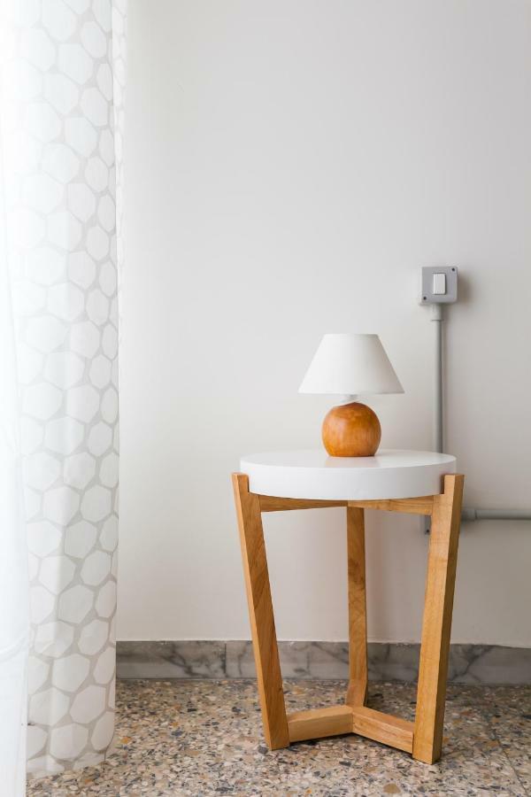 Vino E Vinili Bed & Breakfast Rome