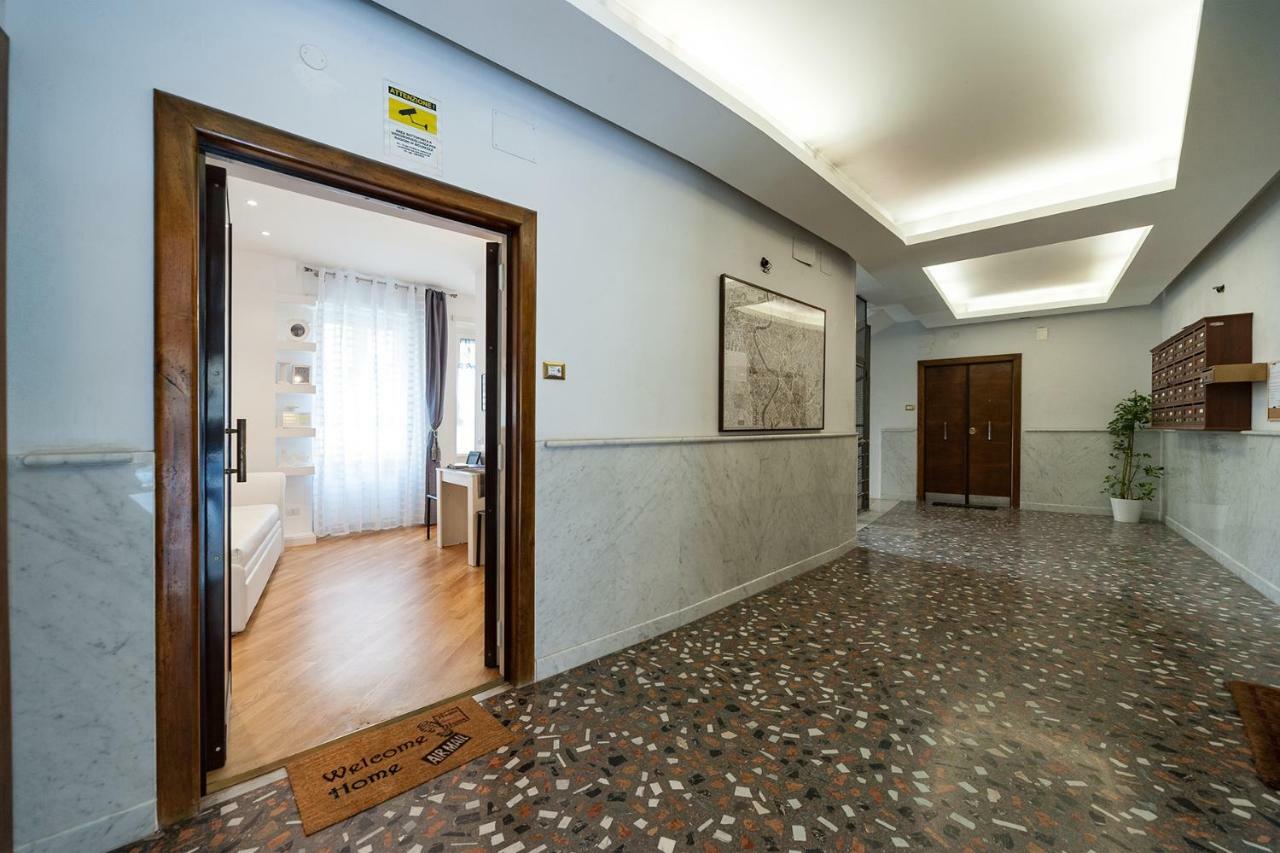 Sweet Apartment *