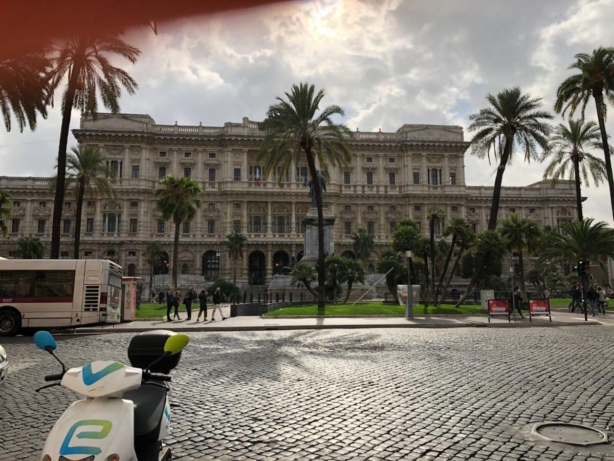 Spazio Cavour 2* Rome