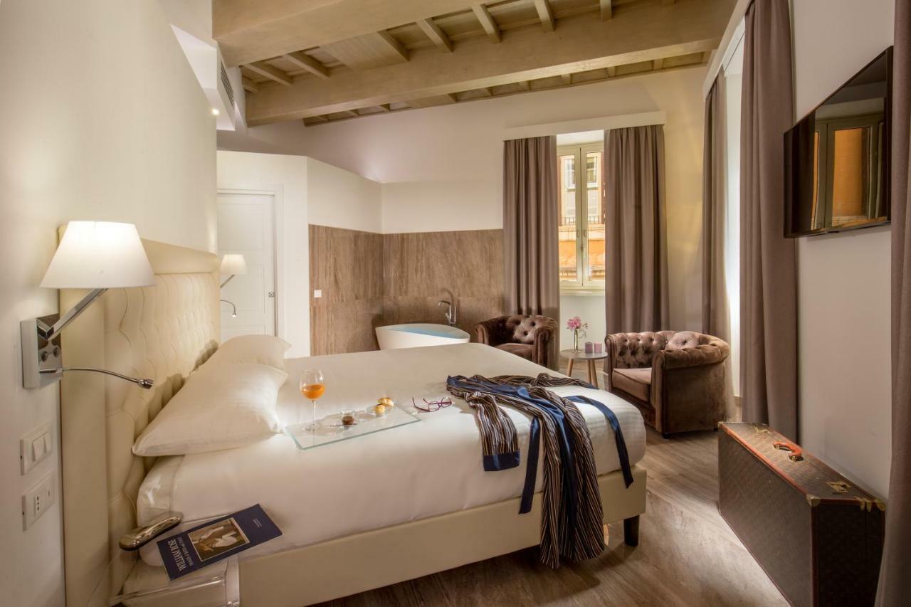 Guest house Gcf Luxury Suites,