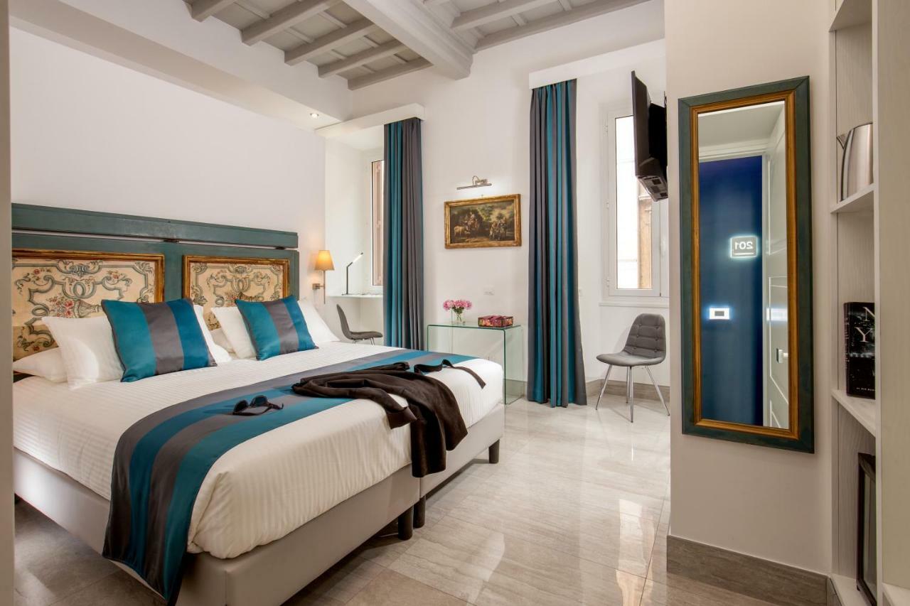 Guest house Gcf Luxury Suites,