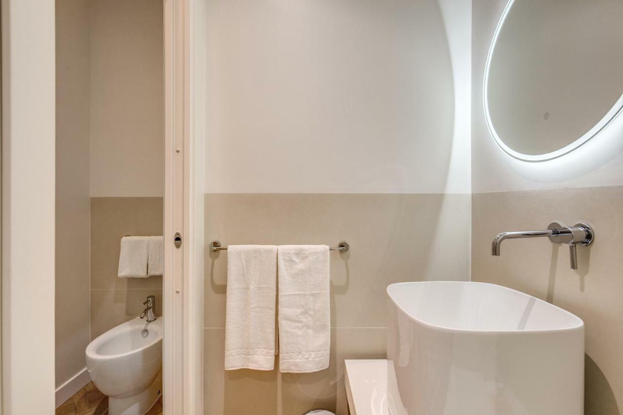 Guest house Rn _ Residenza Novecento *
