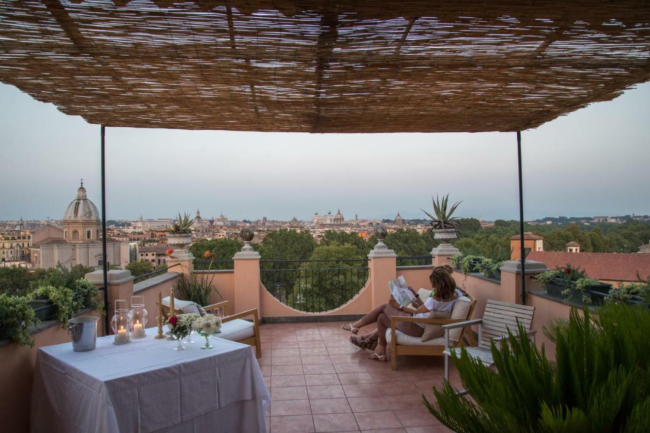 Santonofrio Sky Terrace Penthouse * Rome