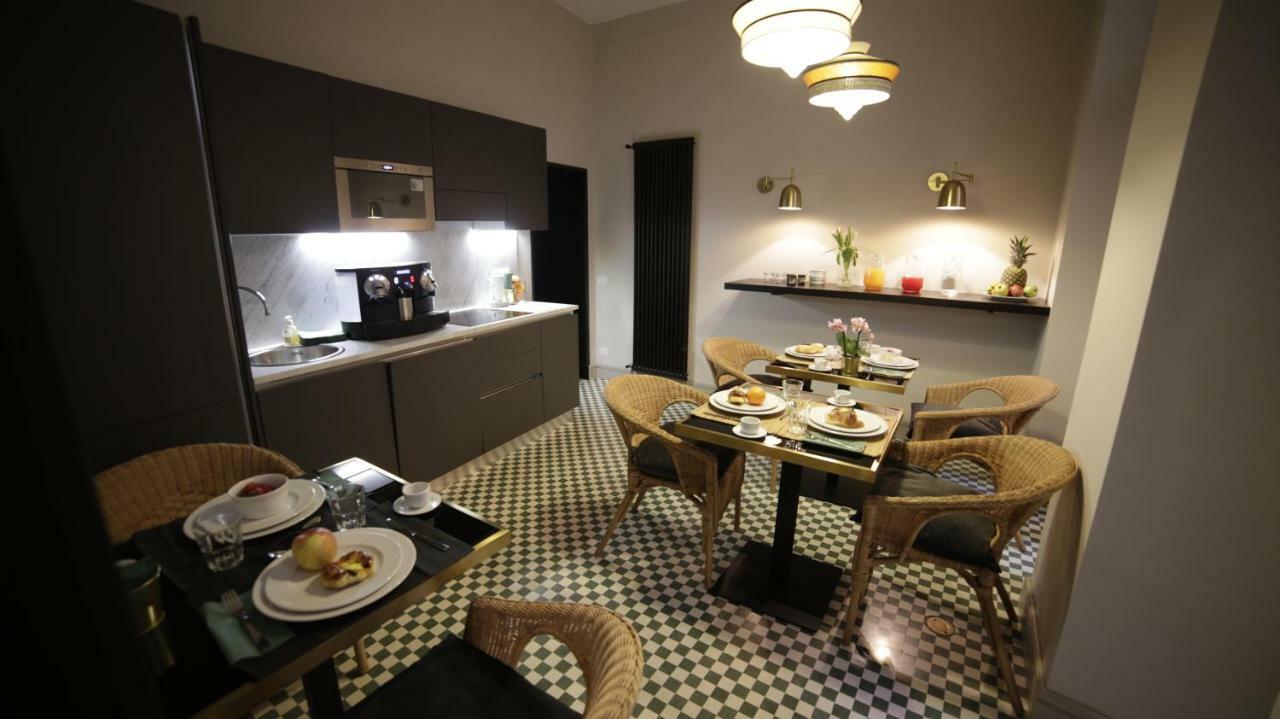 Suitelifetrevi Guest house 2*