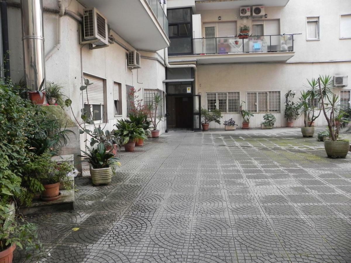 Apartment Vatican 84 *