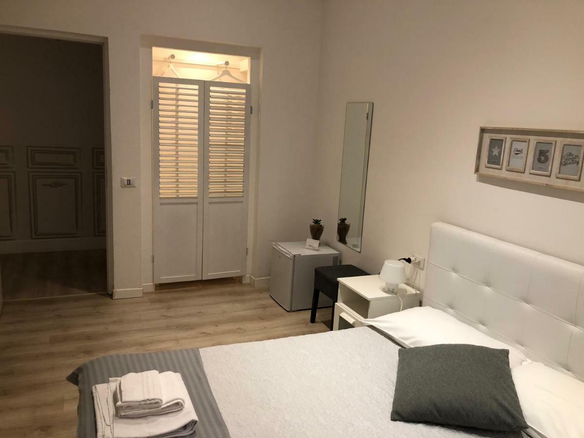 Spazio Cavour 2* Rome