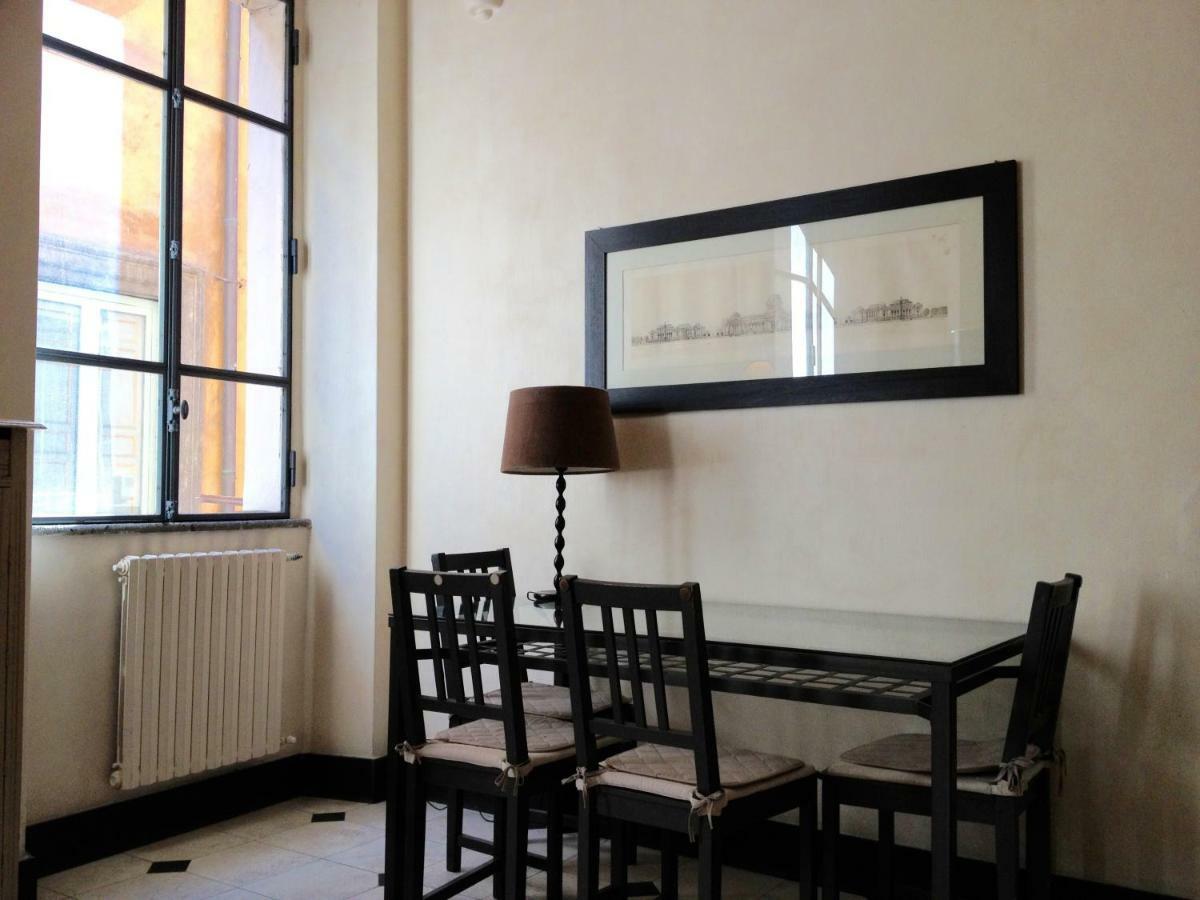 La Casa In Vetrina Rome