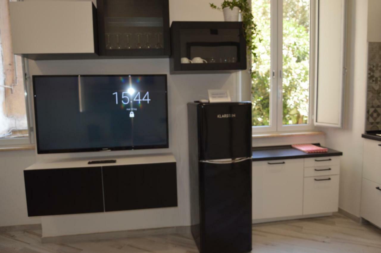Apartment Silvestri Rome
