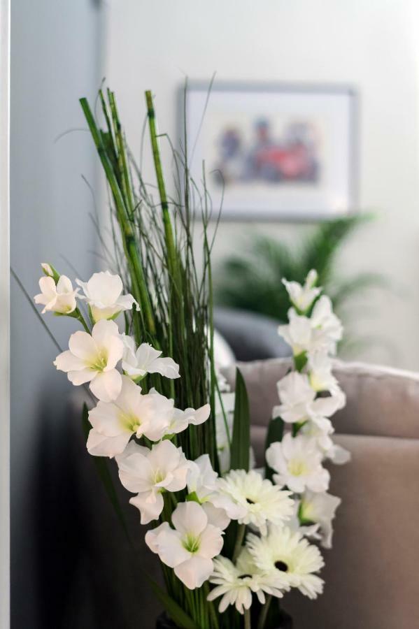 Spanish Steps 3 Bedrooms Cozy,elegant And