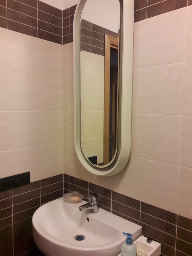Via Borghetto Di Vara 13 Appartement *