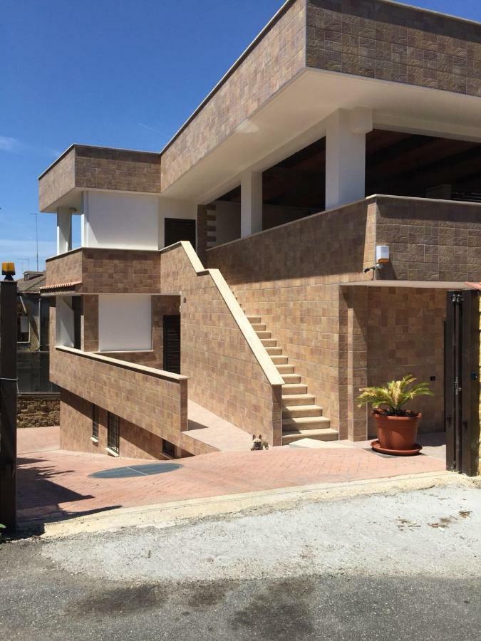 Beb La Lupa Bed & Breakfast