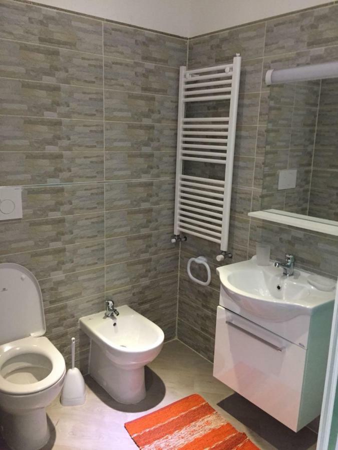 Beb La Lupa Bed & Breakfast 2*