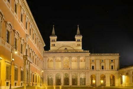Gio Colosseo - Celio * Rome