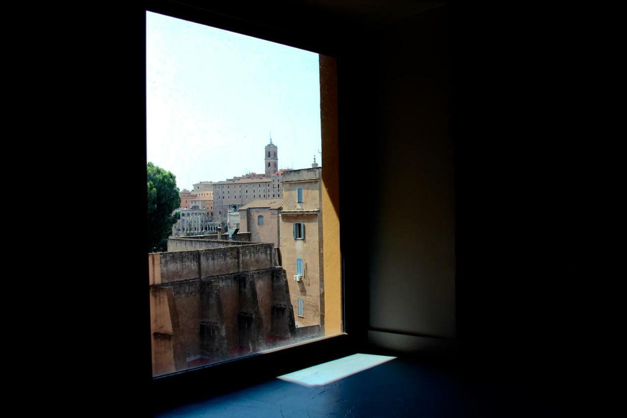 Attico Al Colosseo Con Vista * Rome