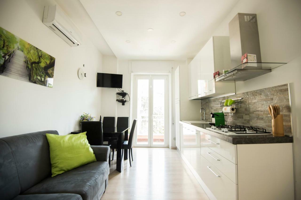 St. Peter Station Apartment *