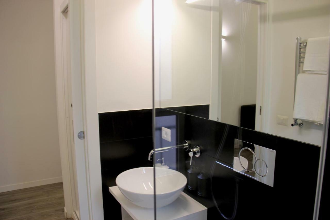 Luxury Near Colosseum Maison d'hôtes 2*