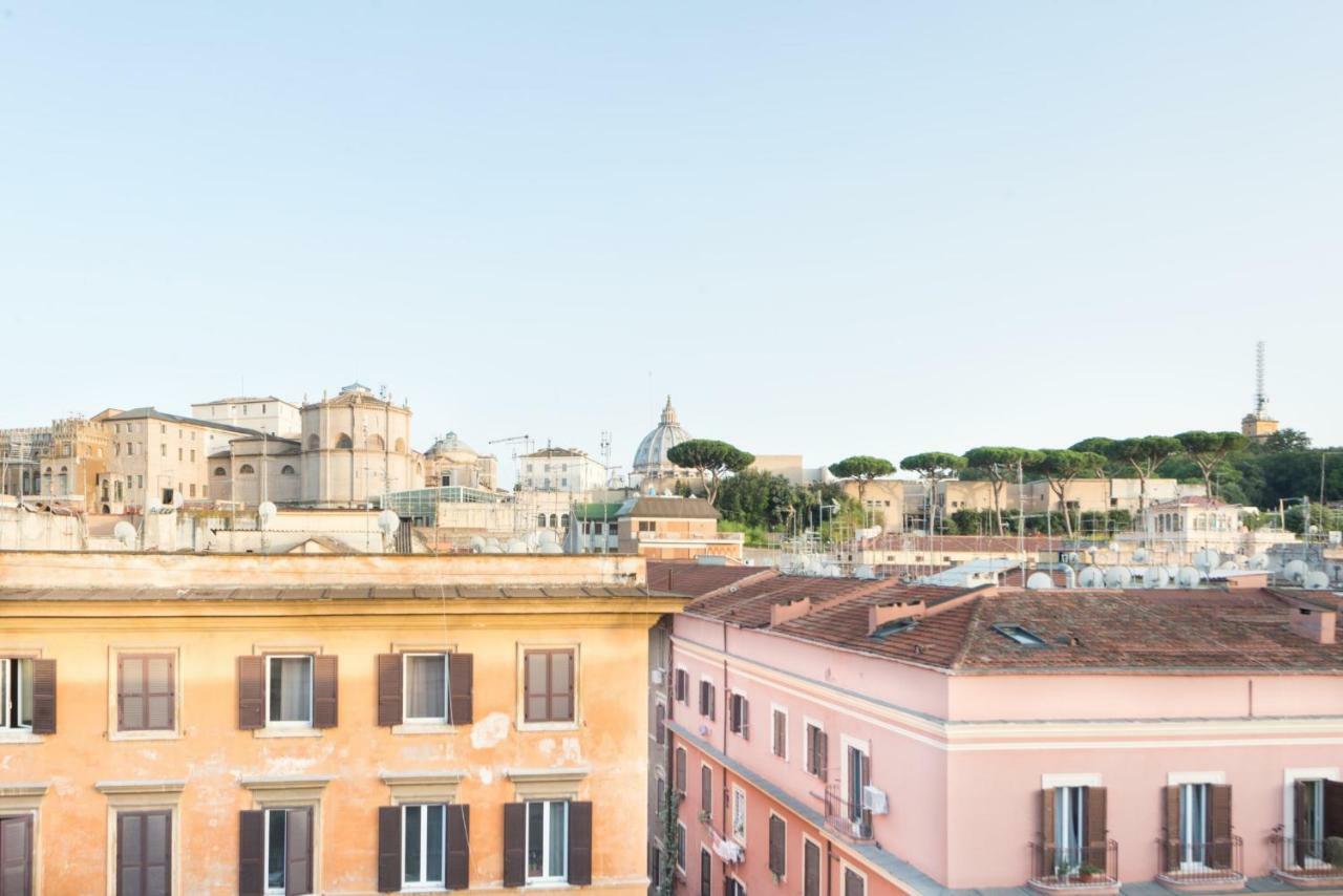 Candia House 50 Roma