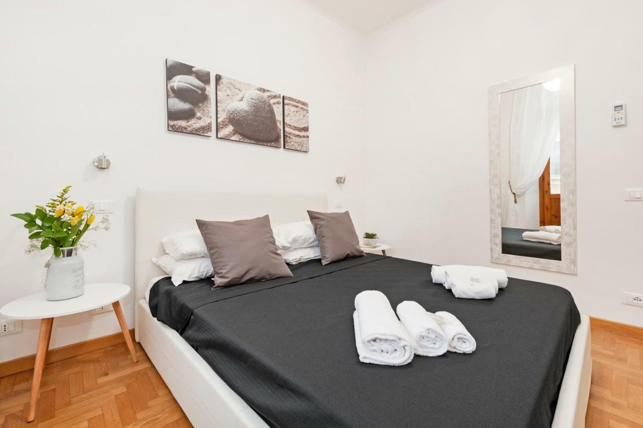 White Flat Labicana Rome