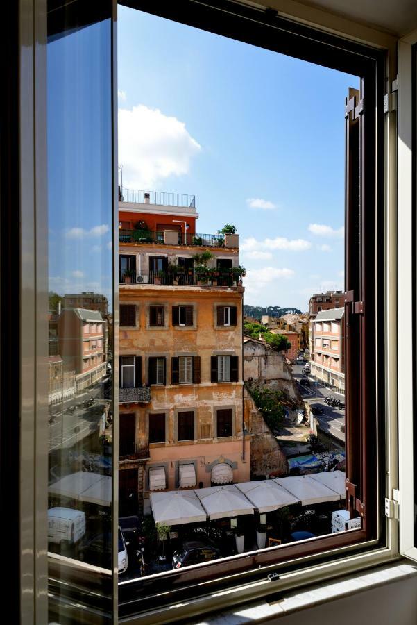 Livia - Trastevere Bed & Breakfast