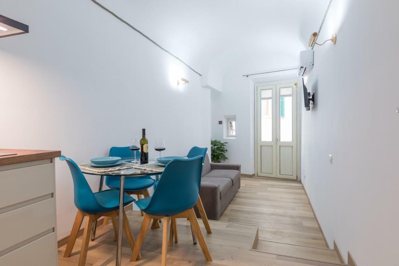 Therightplace4you Romafontanellaborghese Apartment