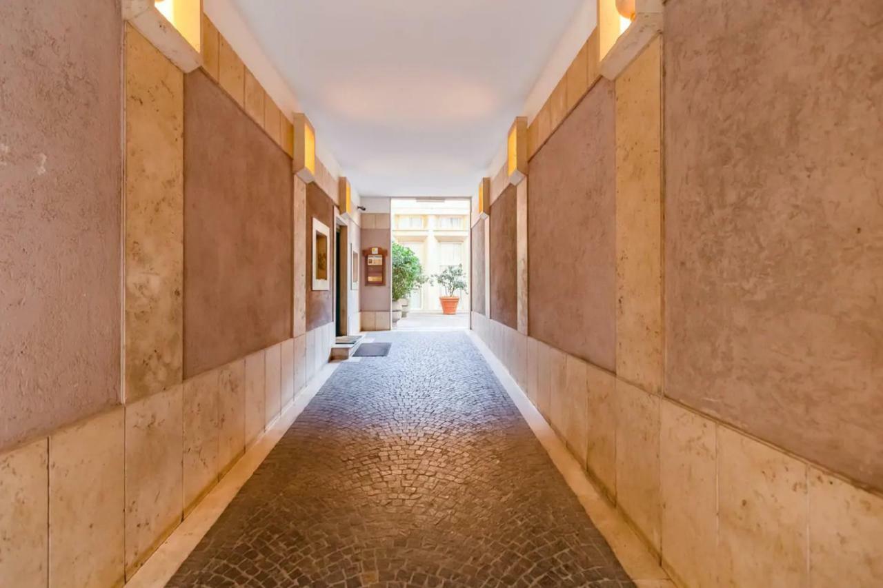 Elical Luxury Apartment