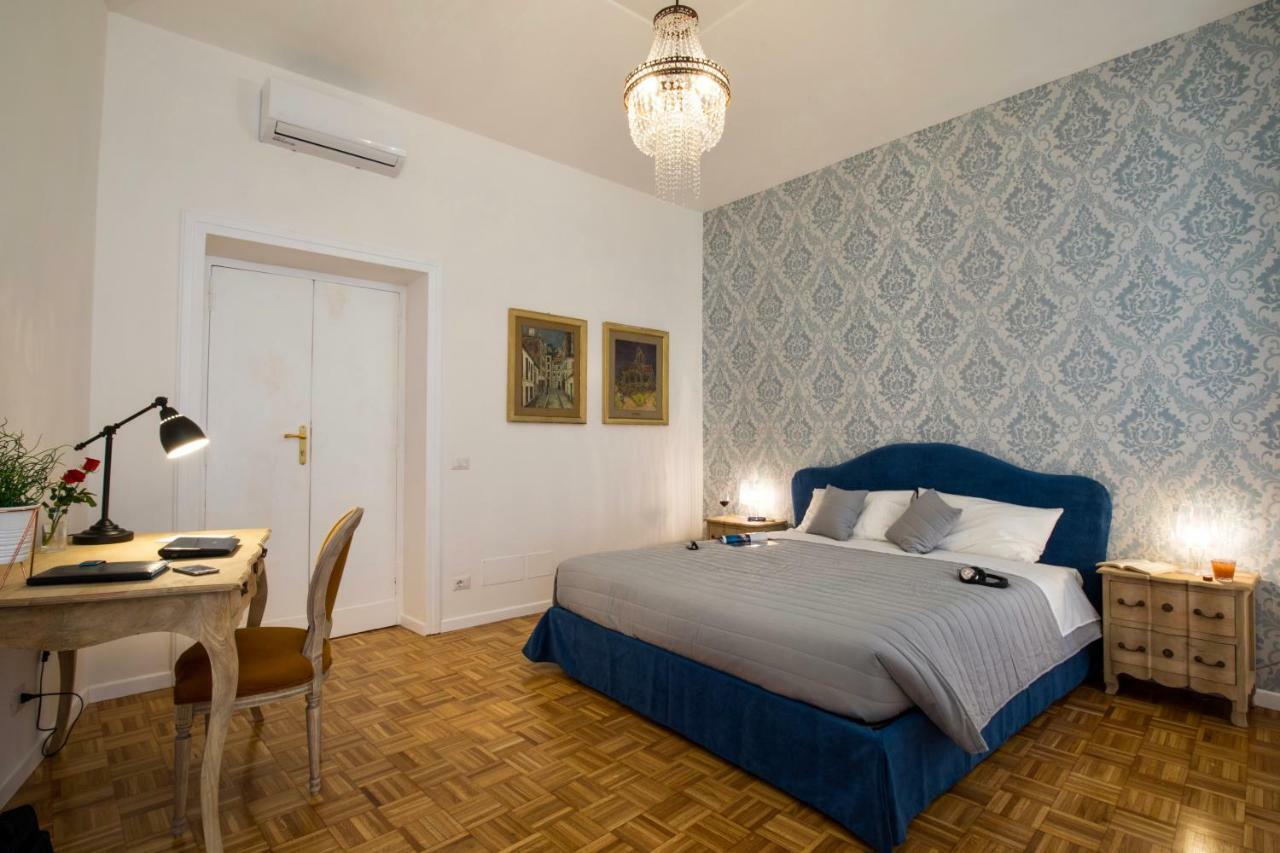 Your Secret Pantheon Appartement