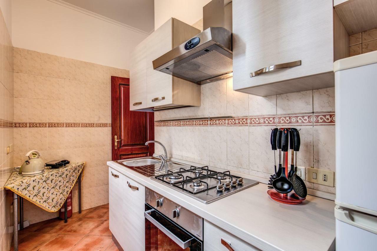 Mecenate 77 Colosseo Apartment
