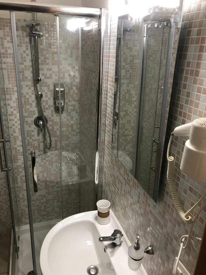 Guest house L'acquedotto Felice Rome