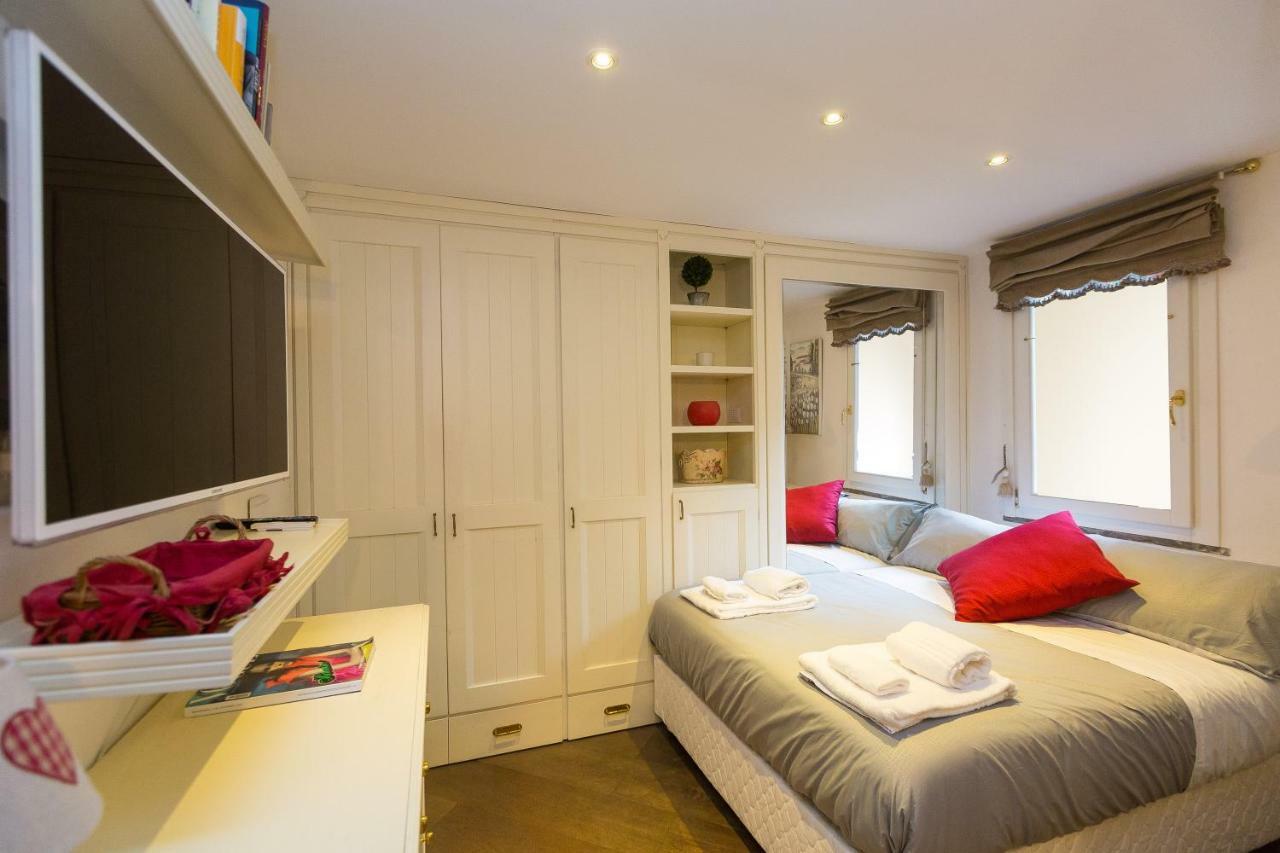 Pantheon Romantic Loft Appartement