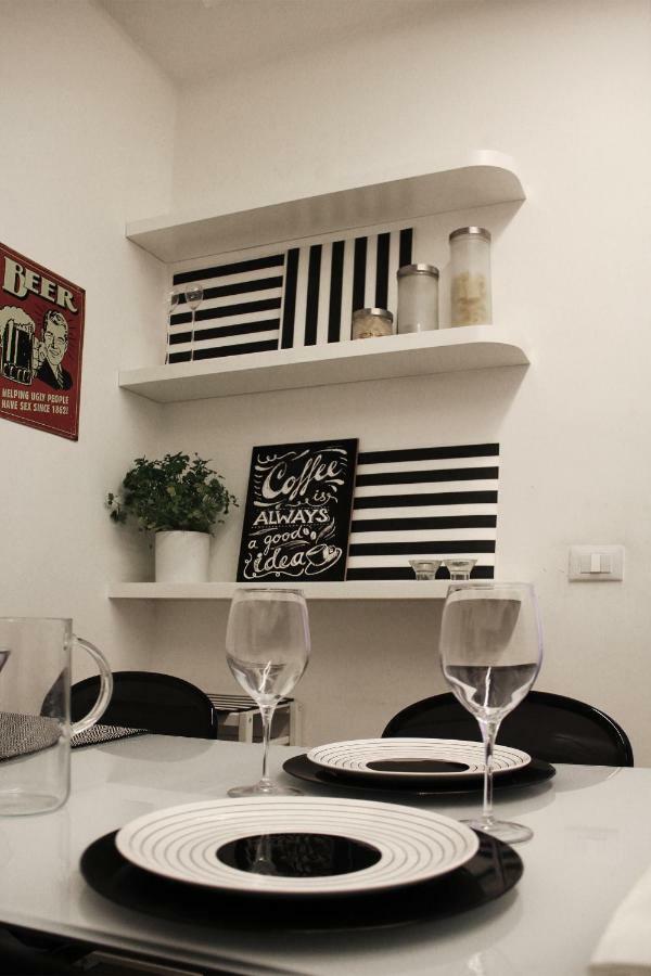 Urbanflat Apartment *
