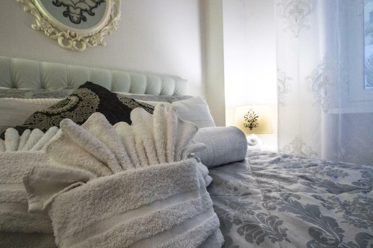 Apartment Sweet