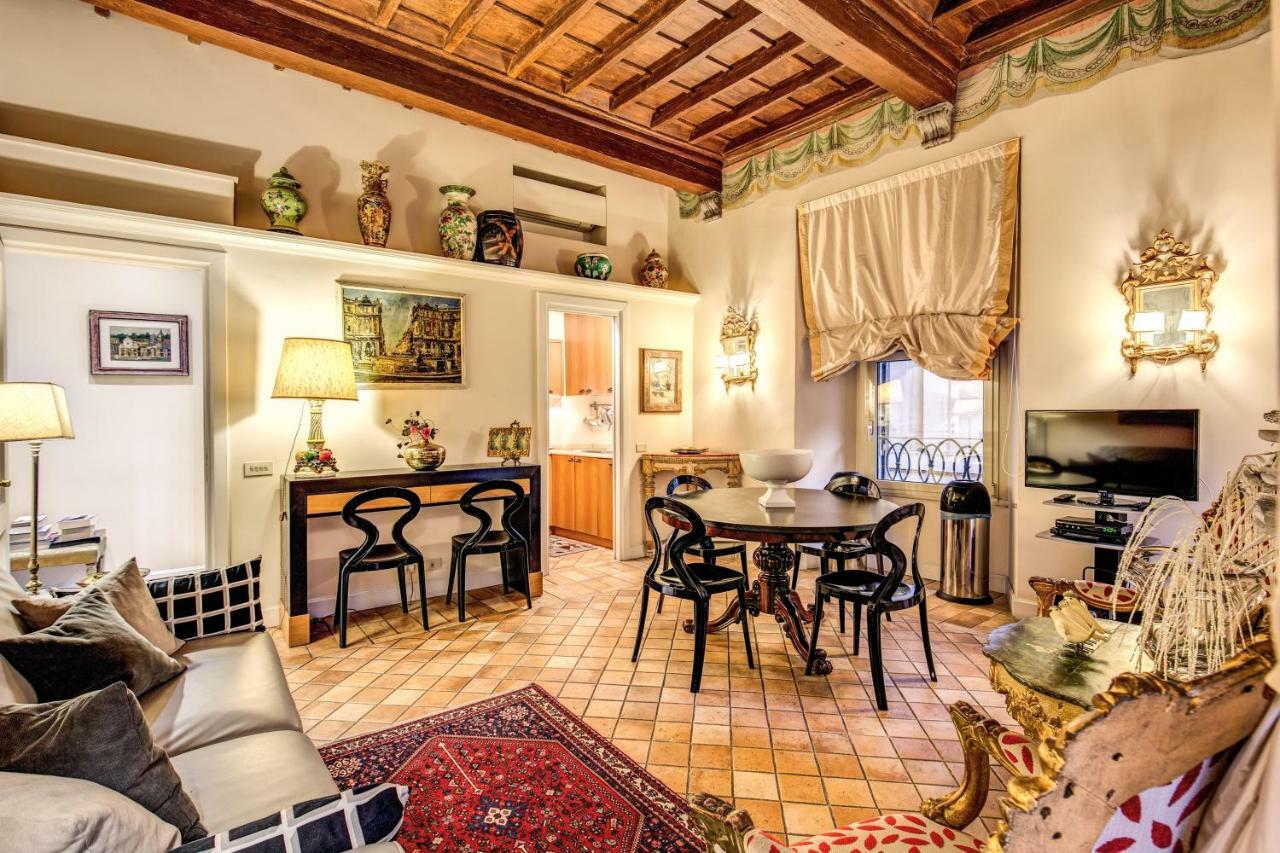 Exquisite By Piazza Navona