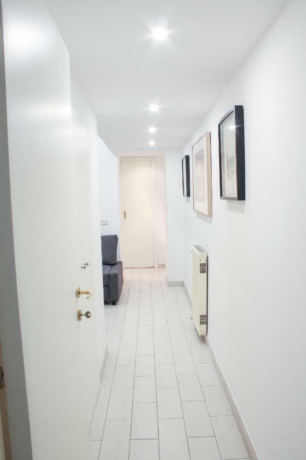 Chroma Farinone 28 Rome