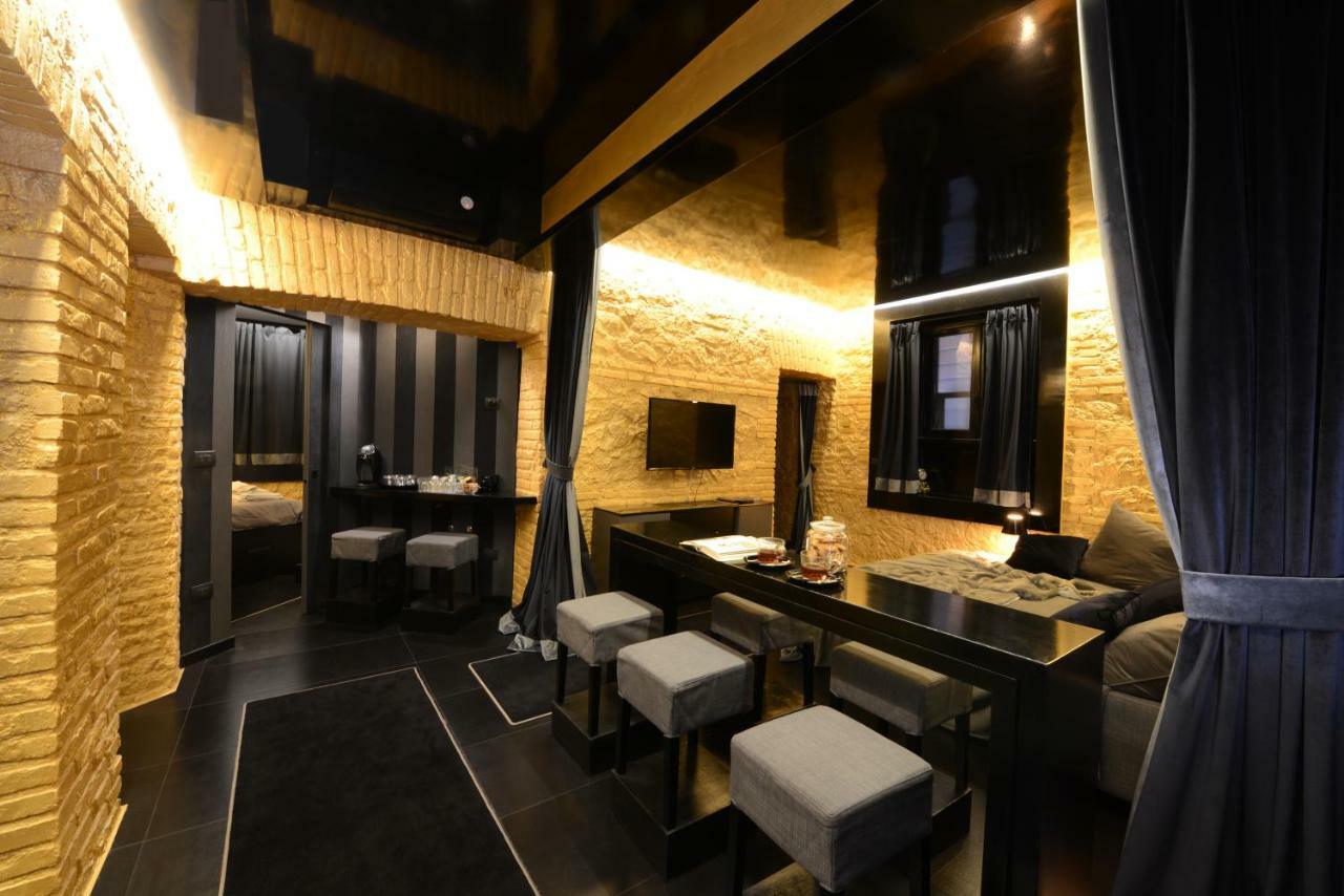 80m² 2 Slaapkamer, 2 Privé Badkamer In Navona Rome