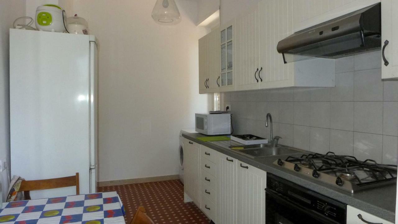 Viale Trastevere 231 A Int.2 * Rome