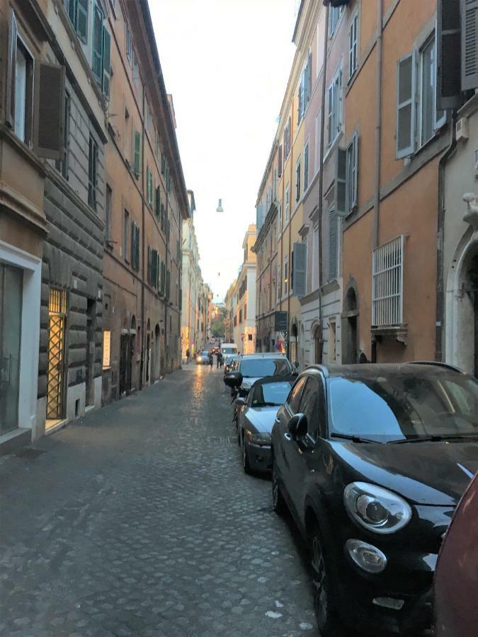 Chroma Farinone 28 Rome