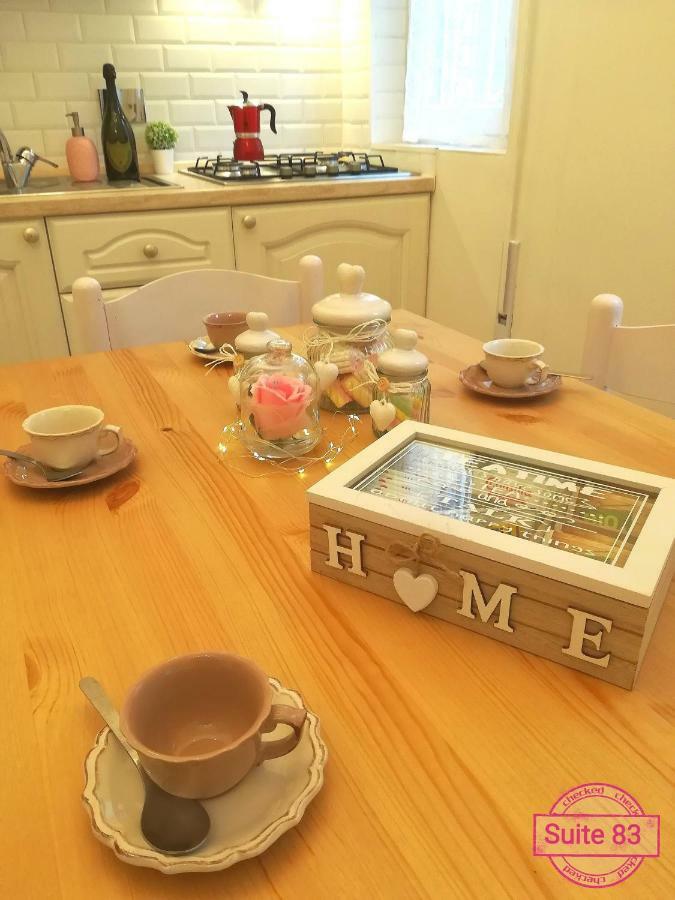 Appartement 83 *