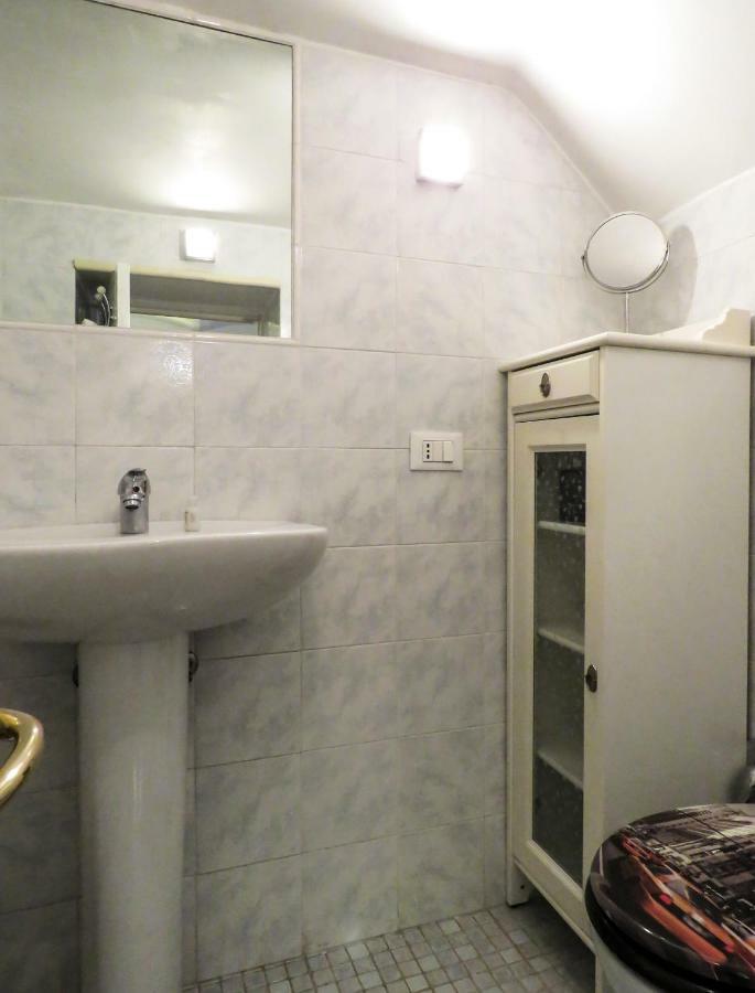 Casa Del Moro - Romantic Loft In Trastevere Holiday home Rome
