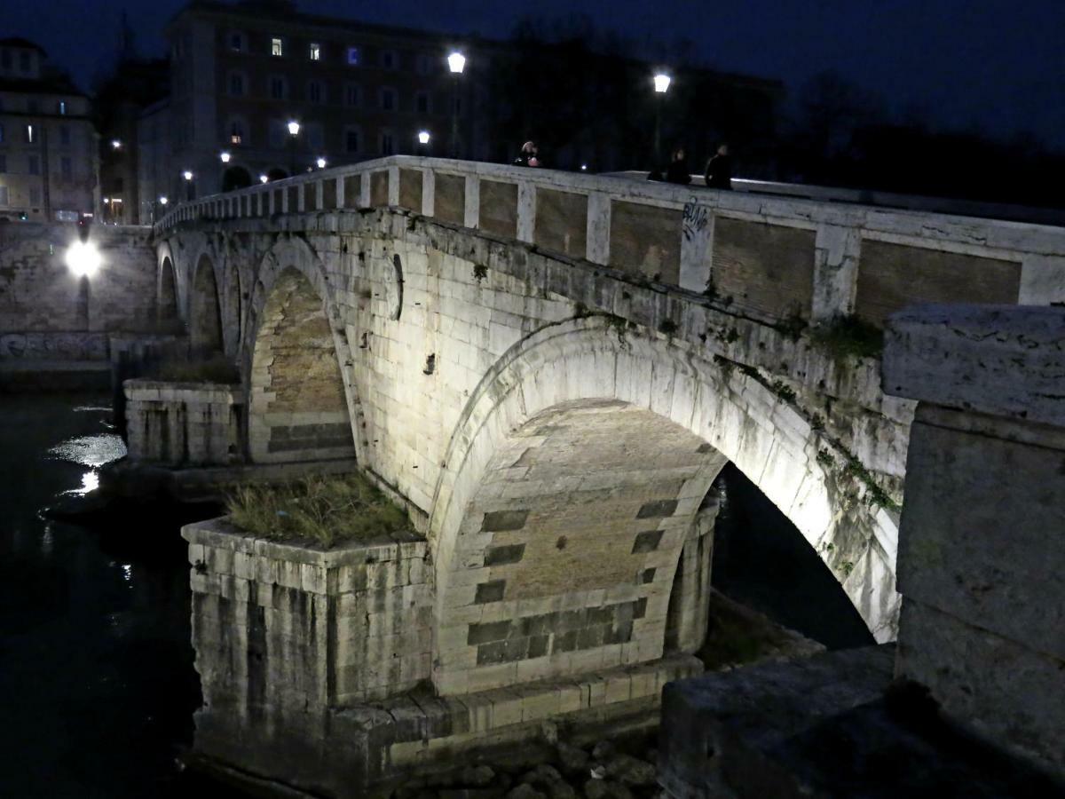 Casa Del Moro - Romantic Loft In Trastevere * Rome
