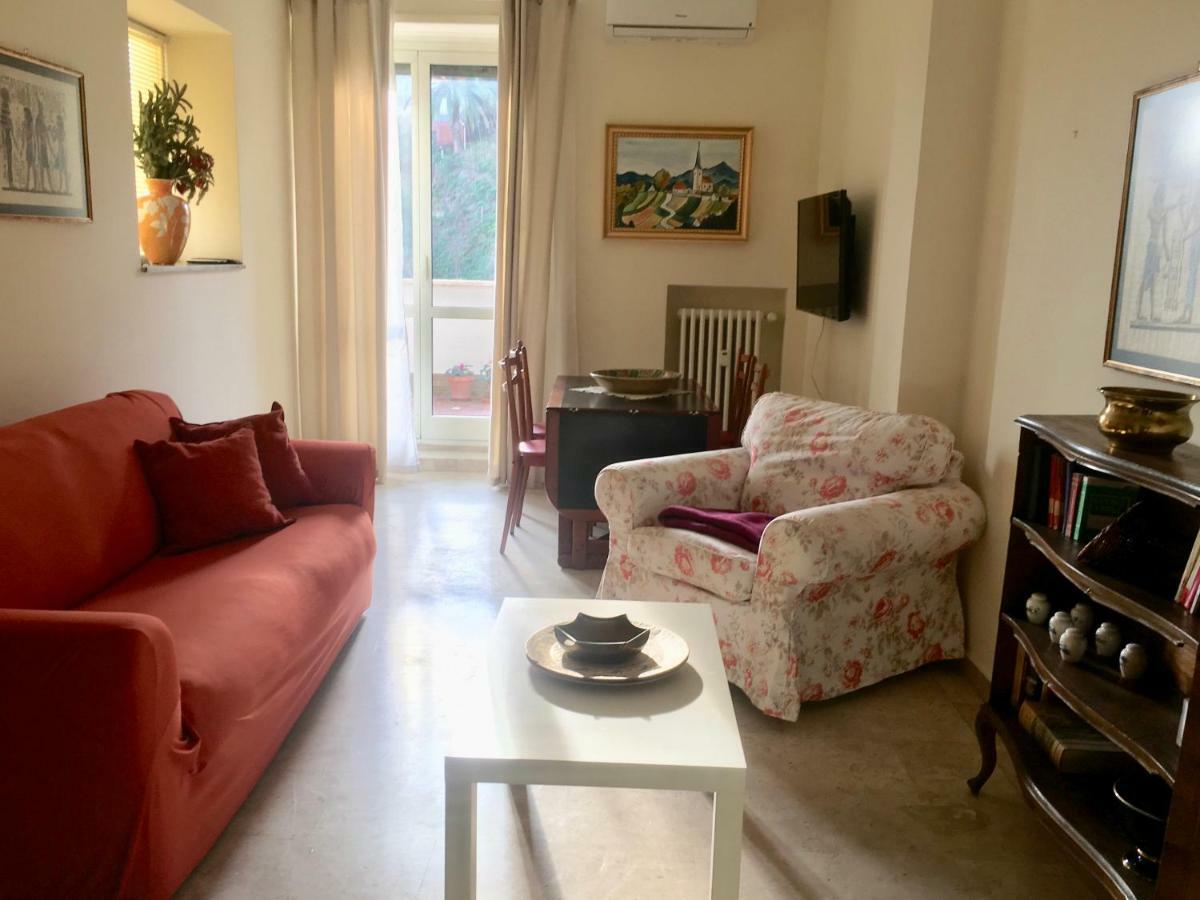 Viale Trastevere 231 A Int.2 * Rome