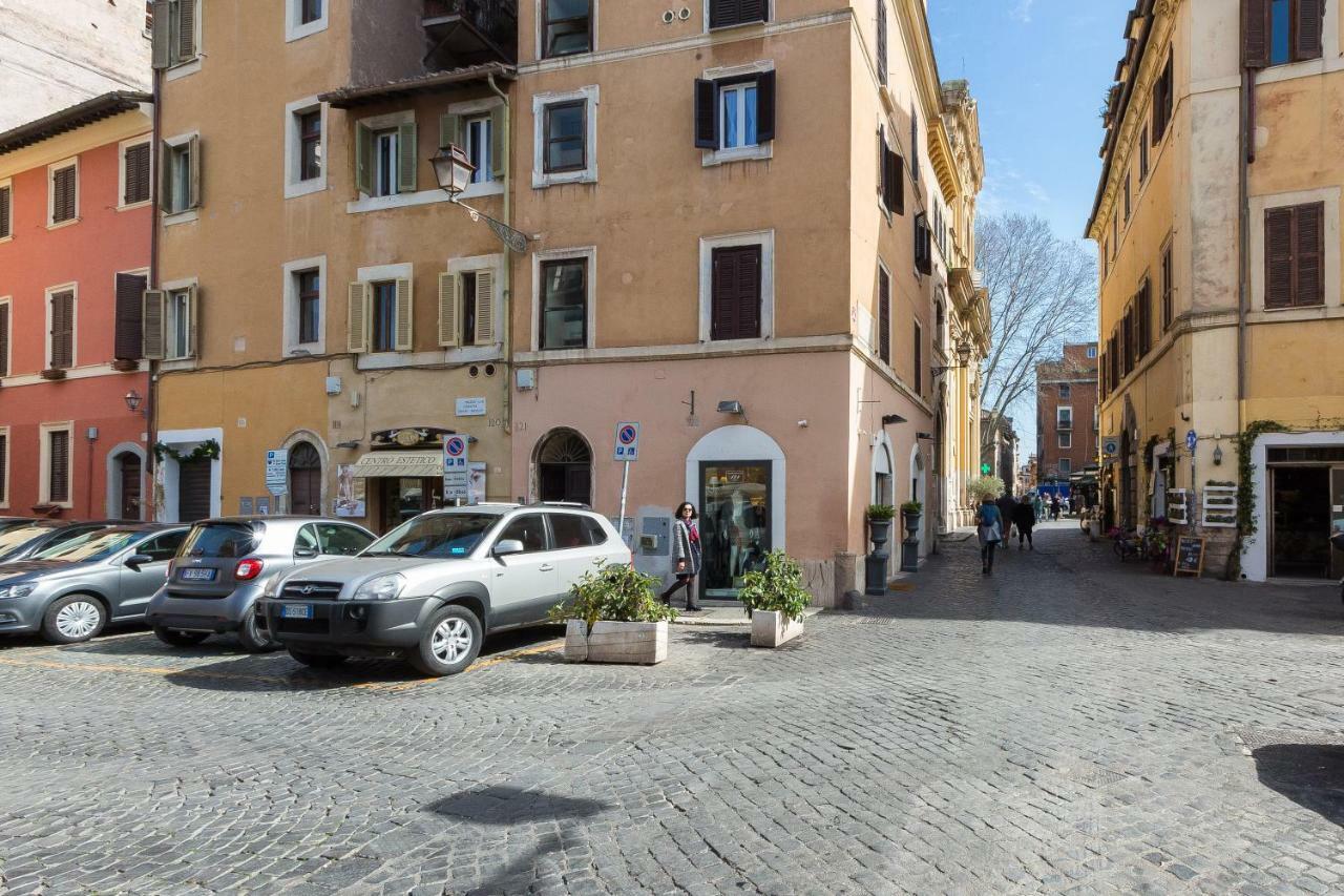 Giuditta 121 Trastevere