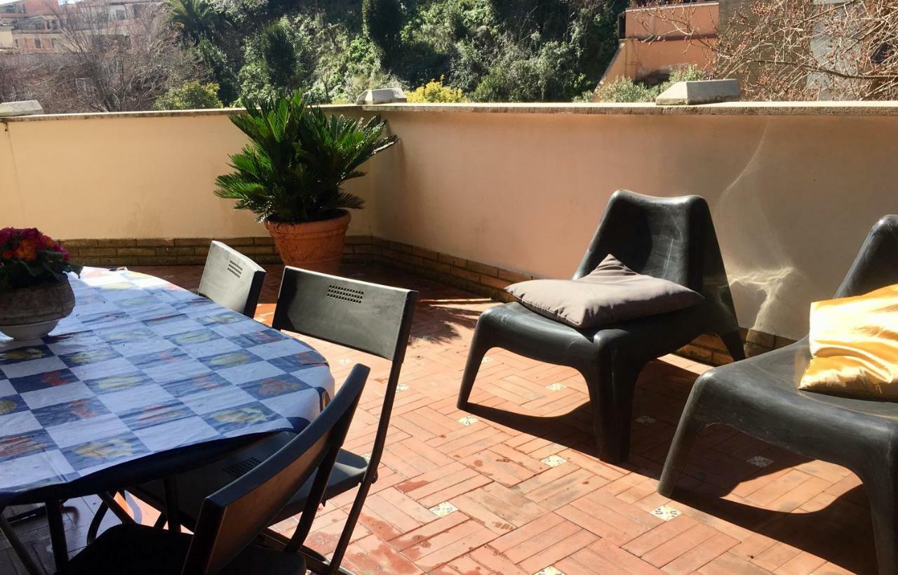 Viale Trastevere 231 A Int.2 Apartment *