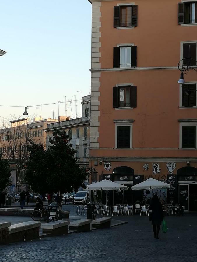 Latini