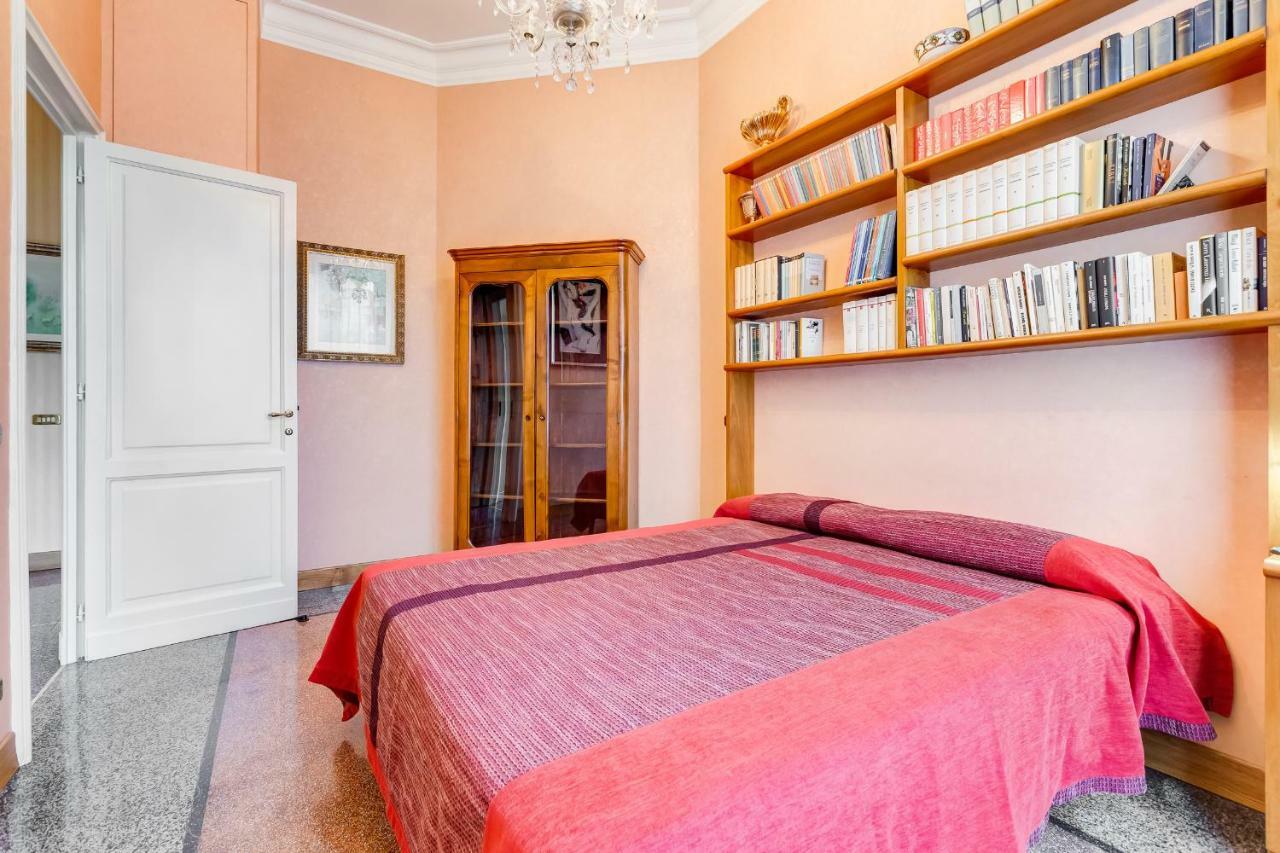 Appartement Tibullo - Classic & Elegant Center