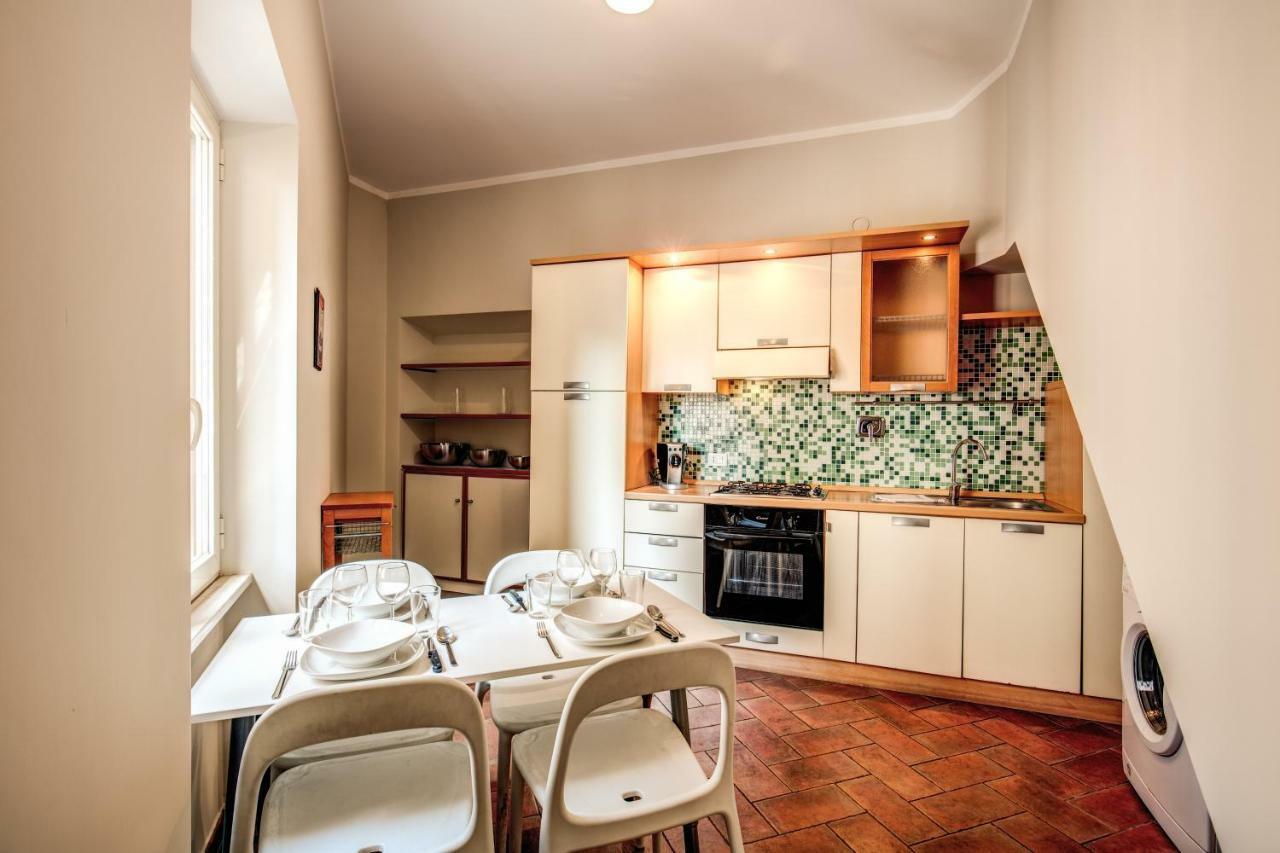 Via Del Monte Della Farina Appartement