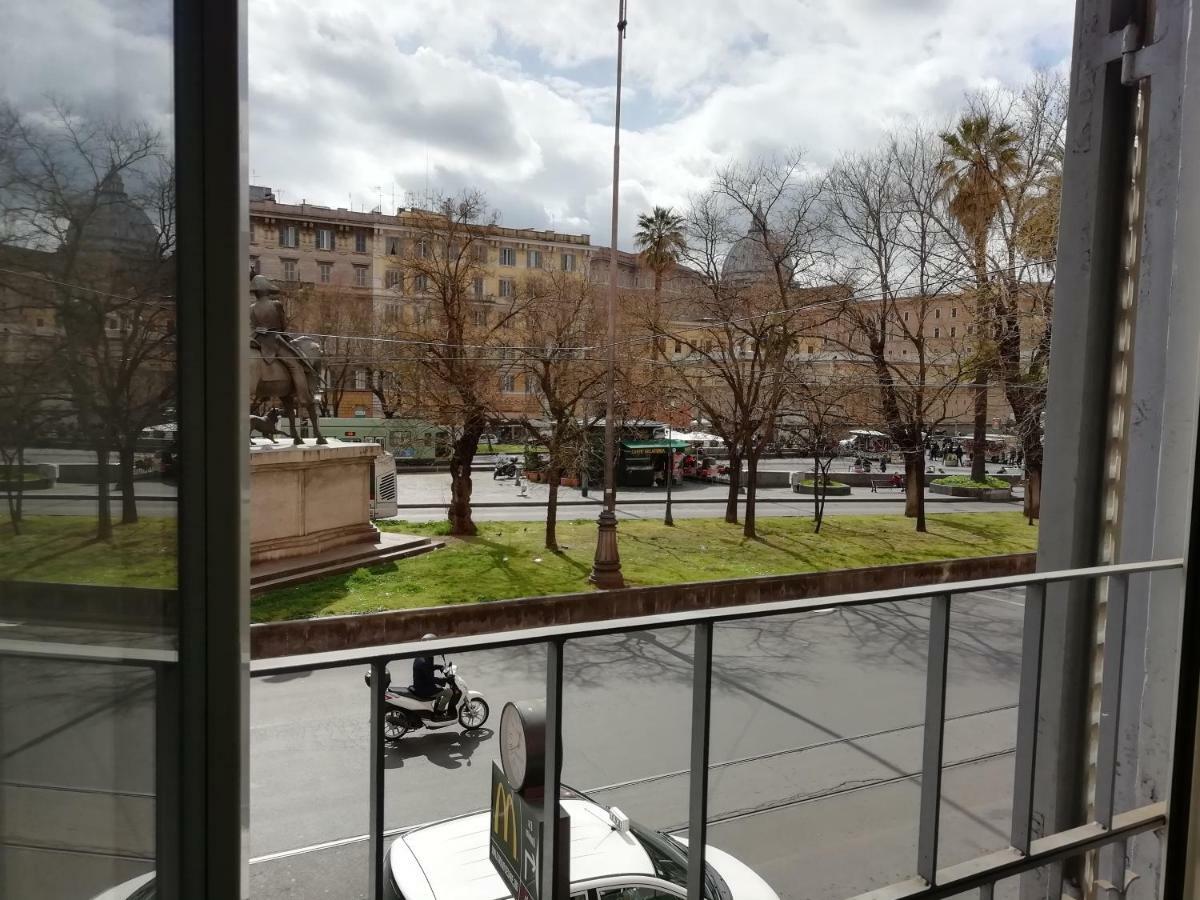 Apartment Vatican City San Peter Large And Modern Rome