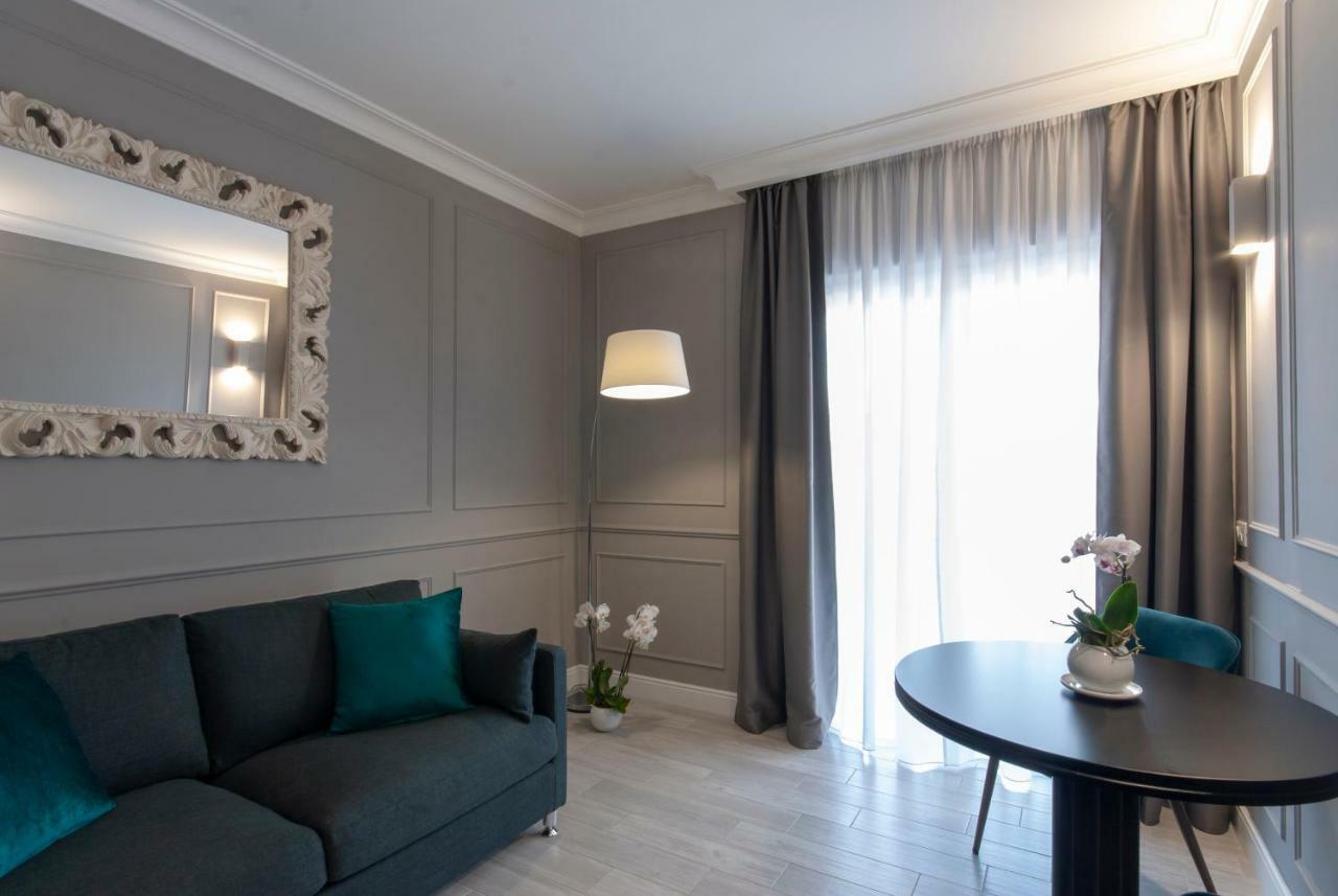 Nlm Boutique Rome