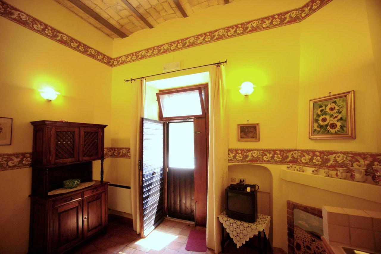 - Quarto Del Cuore * Rome