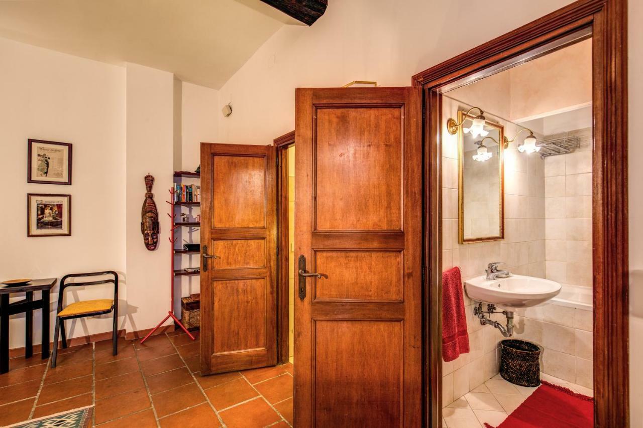 Apartment Atmospheres Rome