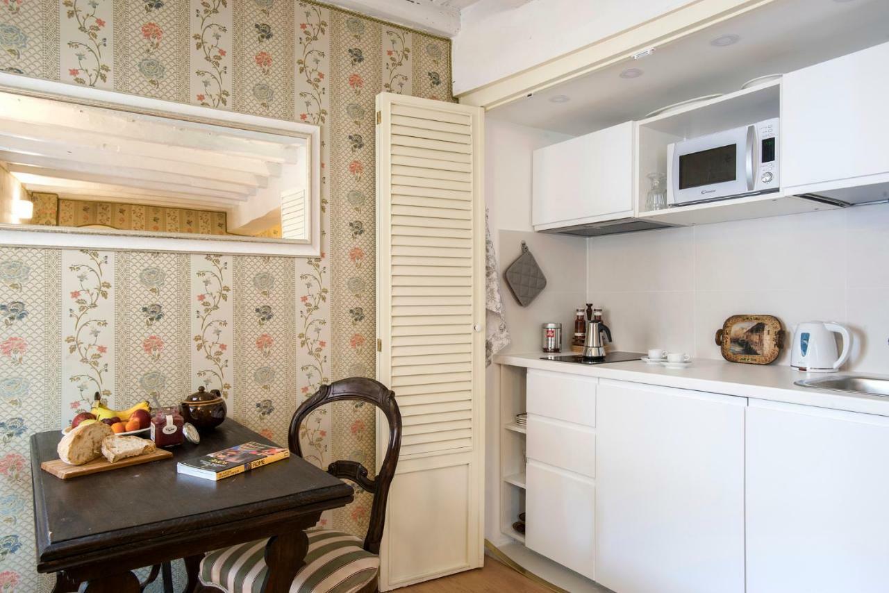 Apartamento Trevinestrome - Exclusive Trevi Fountain View *